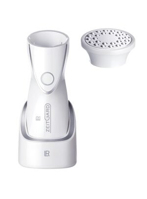 Appareil de massage corporel blanc avec embout perforé, gamme ZEITGARD de LR Health & Beauty